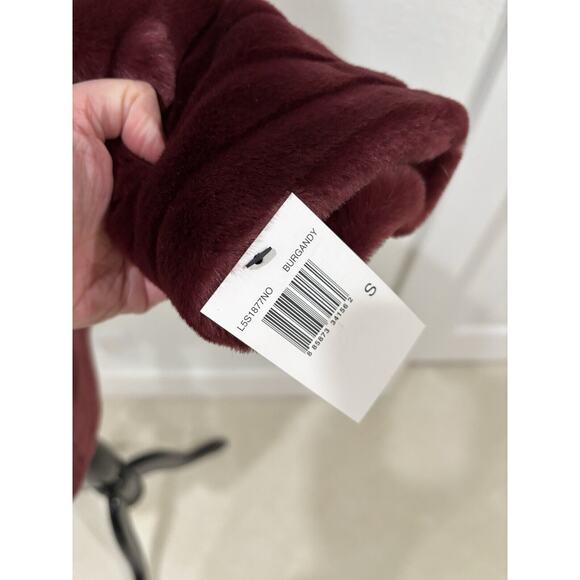 Sam Edelman Janet Faux Fur Coat/Jacket Size Small in Burgundy Fur - Picture 3 of 8